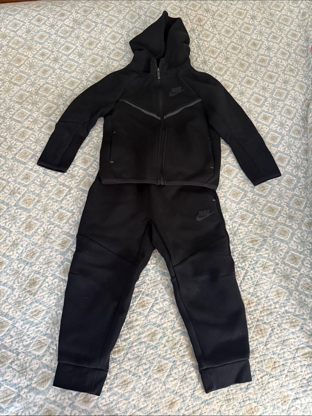 Nike Black Hooded Jacket and Jogger Set for Kids